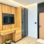 Joni Premium Ksamil