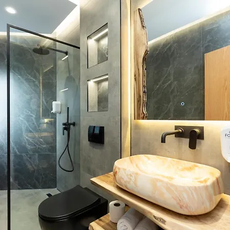 Joni Premium Ksamil