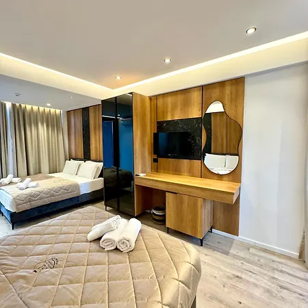 فندق Joni Premium 4*