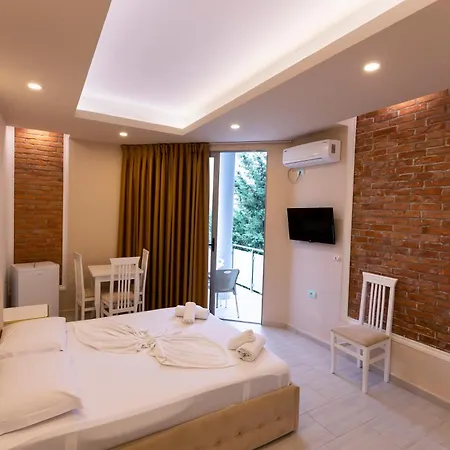 Joni Premium 4* Ksamil