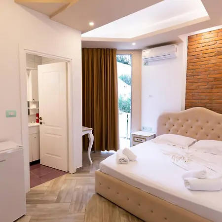 Hotel Joni Premium 4*