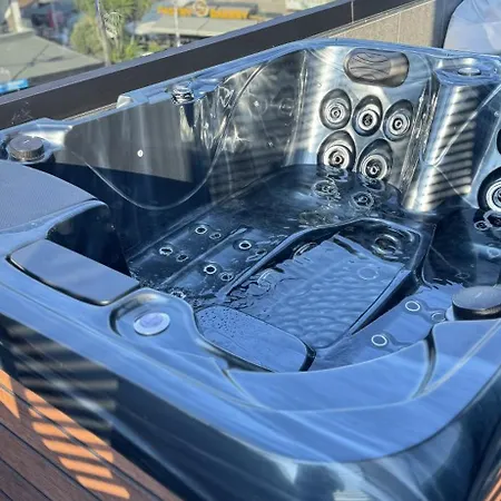 Joni Premium Otel 4*