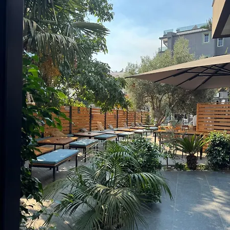 Joni Premium Otel Ksamil