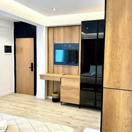 Joni Premium 4* Ksamil