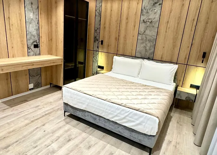 Joni Premium 4*