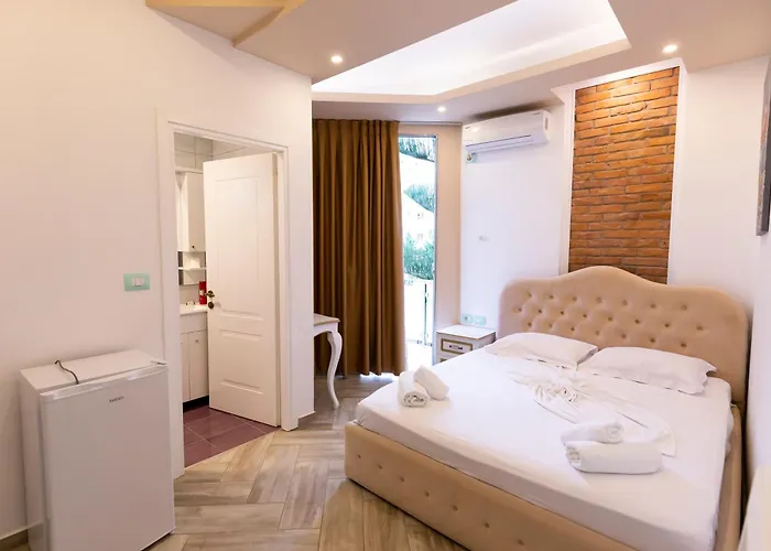 호텔 Joni Premium 4*