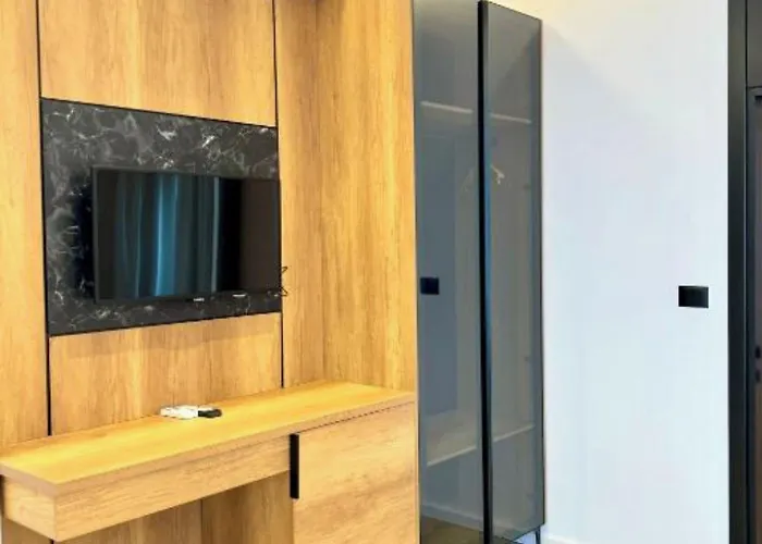 Joni Premium 4*